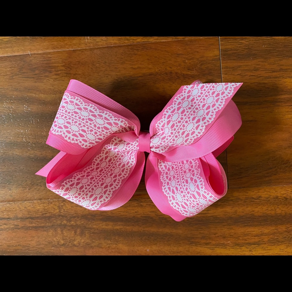 Girl’s Pink and White Patterned Hair Bow